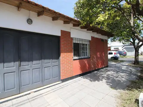 Depto Tipo Casa en Venta de 2 ambientes