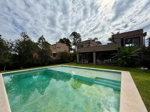 Casa en Venta de 4 dormitorios
