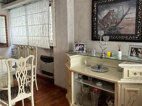 Departamento en Venta con 3 cocheras