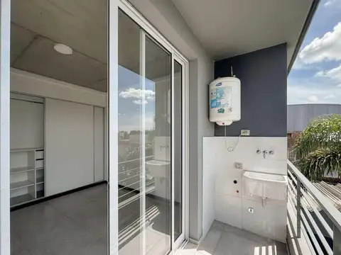 Departamento 2 Ambientes en Castelar Norte