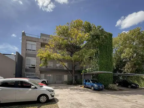 Avellaneda 2400, Piso 2