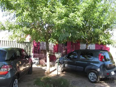 Casa 2 ambientes con 1 baño
