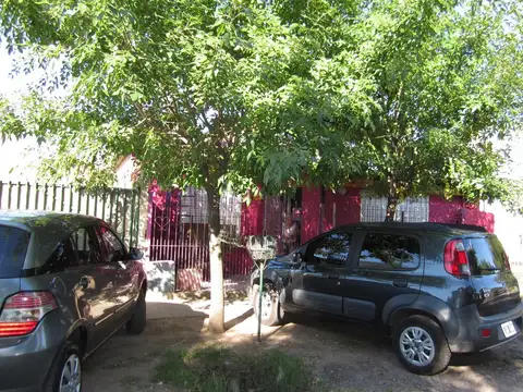 Casa 2 ambientes con 1 baño