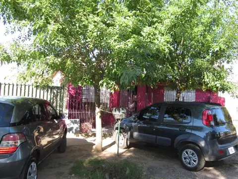 Casa 2 ambientes con 1 baño