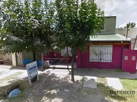 CASA EN VENTA :: 2 AMBIENTES :: UDAONDO :: 247m2