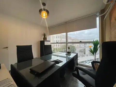 Oficina en Alquiler en Observatorio, $ 550.000