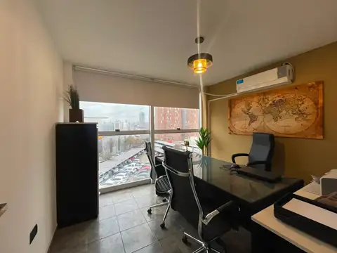 Oficina 2 ambientes con 1 baño