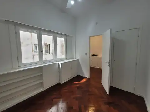 Departamento de 1 ambiente y 1/2.