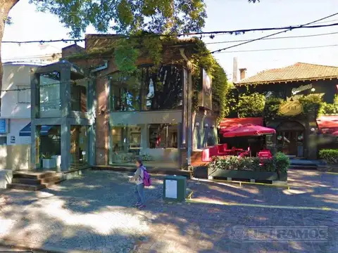 Excelente Local - San Isidro