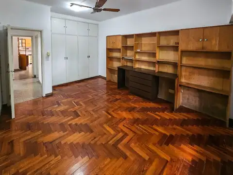 Depto Tipo Casa en Venta con 2 cocheras