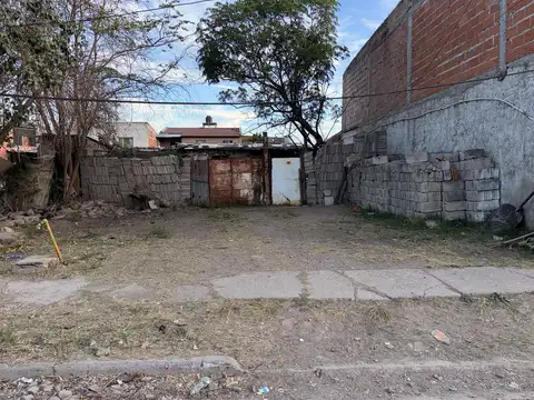Casa en Venta en Barrio Mosconi, USD 47.000