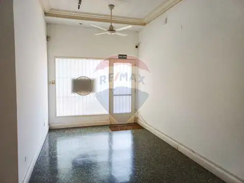 ALQUILER LOCAL COMERCIAL - PILAR CENTRO