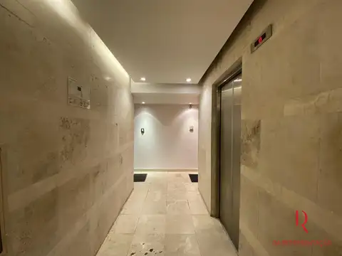 Oficina 4 ambientes con 1 baño