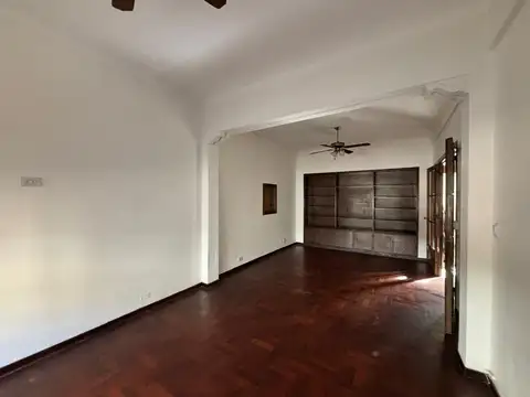 Depto Tipo Casa en Alquiler de 3 ambientes