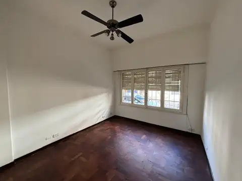 Depto Tipo Casa en Alquiler en Caballito, $ 1.250.000
