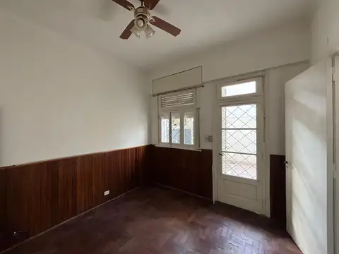 Depto Tipo Casa en Alquiler 86 años