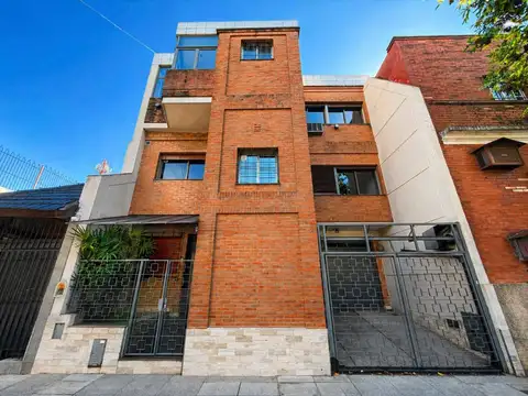 Casa en Venta en Parque Chacabuco, USD 450.000