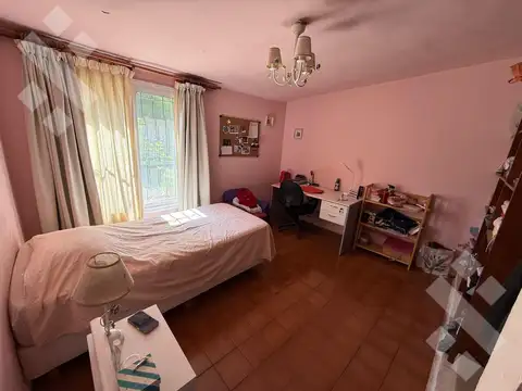 Venta casa 3 dorm - B° La Herradura