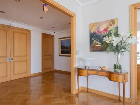 11 de Septiembre 1700, Piso 19