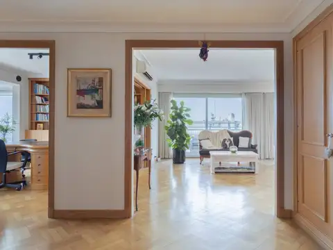 Departamento en Venta de 6 ambientes