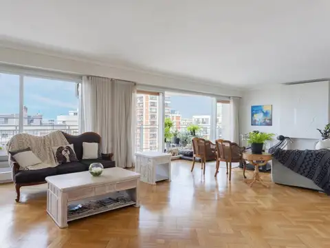 Departamento 6 ambientes con 4 baños