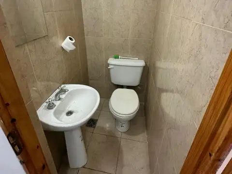 Local en Alquiler en Gregorio De Laferrere, $ 420.000