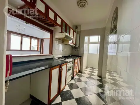 Depto. 2 ambientes c/ lavadero. Muy luminoso. Jose Bonifacio y San Pedrito