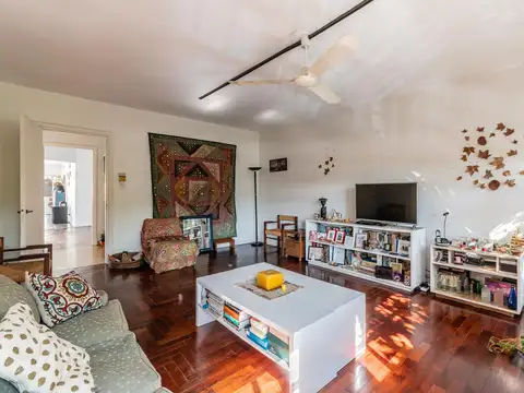 Depto Tipo Casa en Venta 49 años