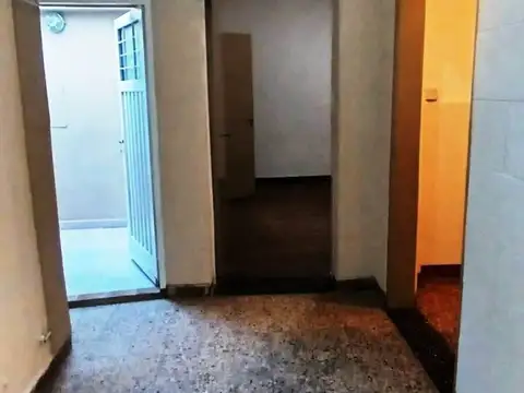 Depto Tipo Casa en Venta 72 años