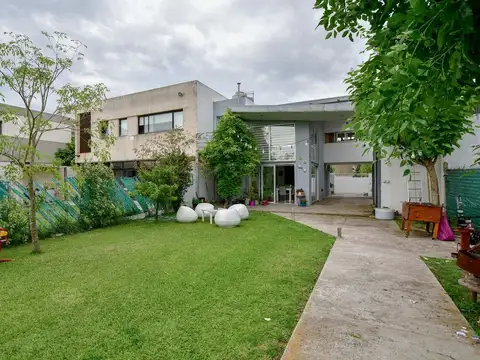 Calle 494 entre 6 y 7 Núm. 1100