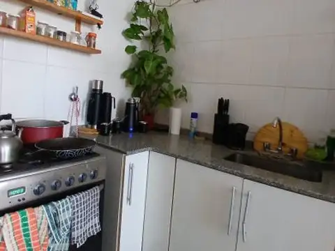 Se vende un espectacular departamento monoambiente con balcón al frente