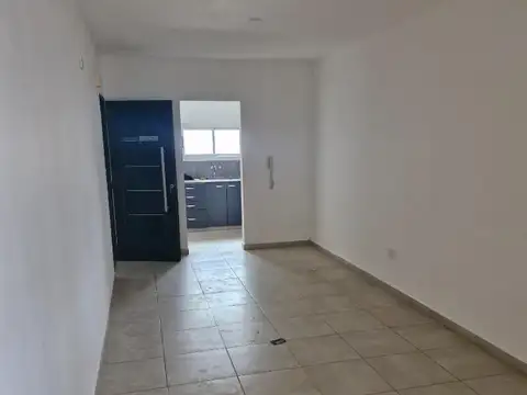Avenida Castelli 100