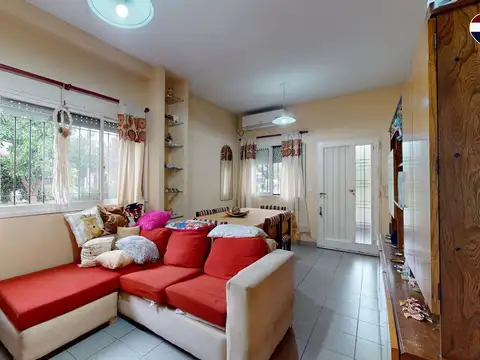 Depto Tipo Casa en Venta de 4 ambientes