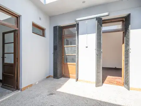 VENTA - PH TIPO CASA - 4 AMBIENTES - REFACCIONADO - PATIO - VILLA LUGANO
