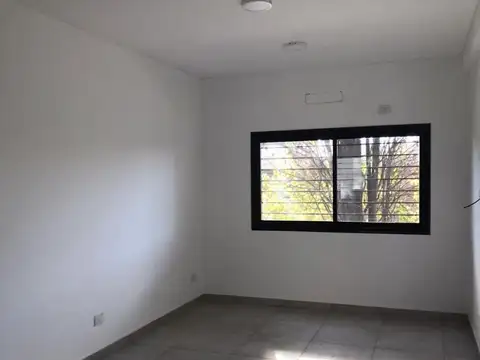 Departamento en Alquiler en San Miguel, $ 950.000