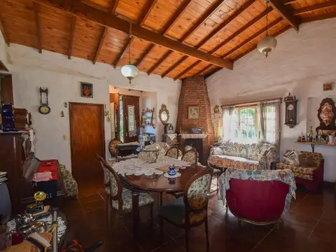 Casa en Venta con 1 cochera