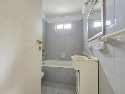 Departamento en Venta en Flores, USD 63.000