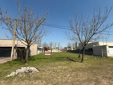 Terreno en venta en Barrio Los Alamos