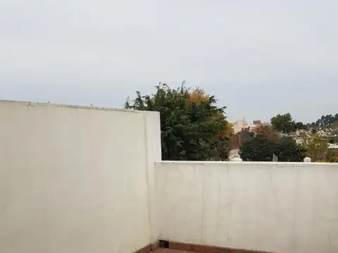 Luminoso Departamento en Venta en Villa Sarmiento