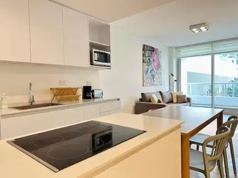 Concepción Arenal 2900, Piso 1