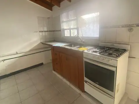 Depto Tipo Casa en Alquiler 50 años