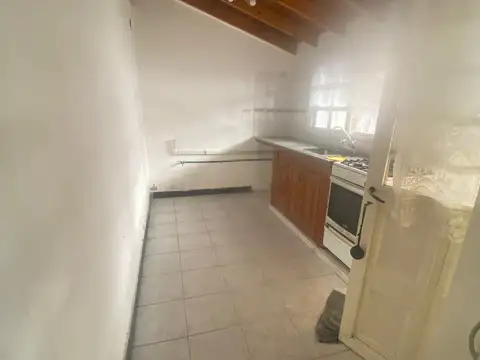 Depto Tipo Casa 3 ambientes con 1 baño