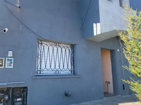 ALQUILER PH-Sin expensas- Frente CEDEM 1- 3 Ambientes