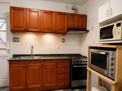 Casa 5 ambientes con 1 baño