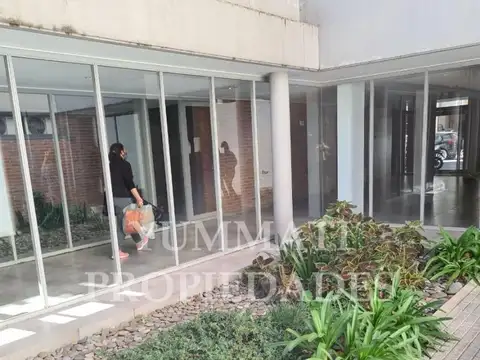 Corriente 1500, Piso 7