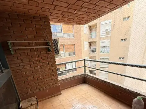 Departamento2 dormitorios en alquiler Nueva Cordoba con balcon