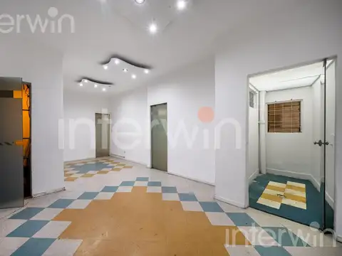 Oficina 4 ambientes con 1 baño