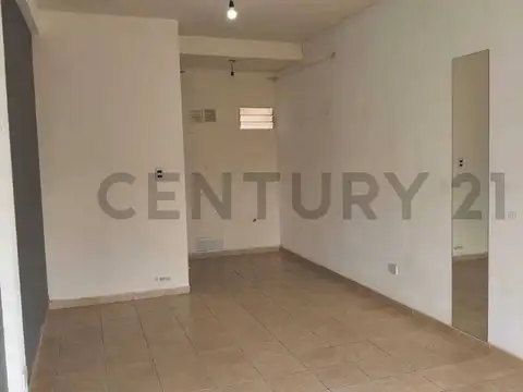 suriani 400, Piso 0