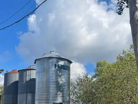 EXCELENTE CAMPO EN VENTA A 5 KM DEL CASCO URBANO DE MARCOS PAZ