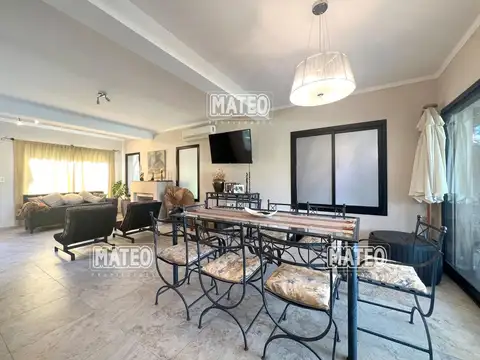 Casa 4 ambientes con 3 baños